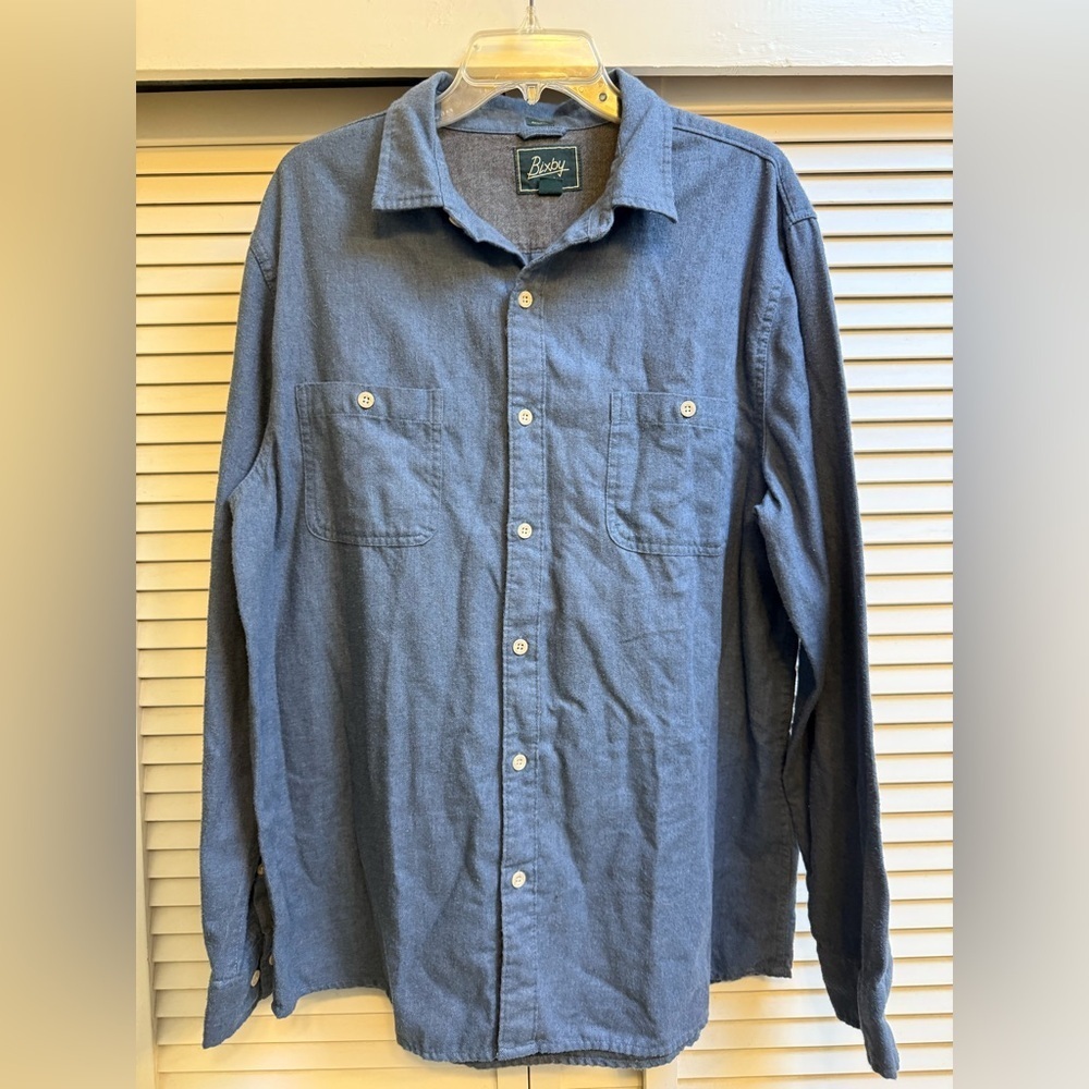 Bixby Nomad Blue Flannel Men's Sz XL Long Sleved Button up Shirt